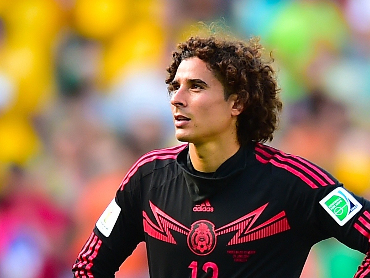 2014 Mexico Match Issue Memo Ochoa Firmado Signed (M) – Proper Soccer