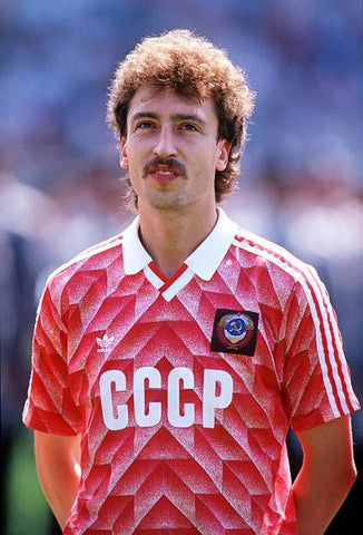 Boven hoofd en schouder Luiheid Pasen 1989 Russia USSR CCCP Adidas Authentic (M) – Proper Soccer