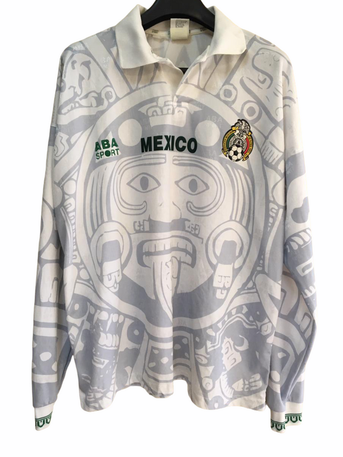 1997 Mexico Aztec Calendar White Authentic Long Sleeve (XL 1997 Mexico Aztec Calendar White Authentic Long Sleeve (XL