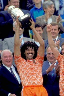 1988 Netherlands Ruud Gullit Signed Signed Certified by Beckett (M)