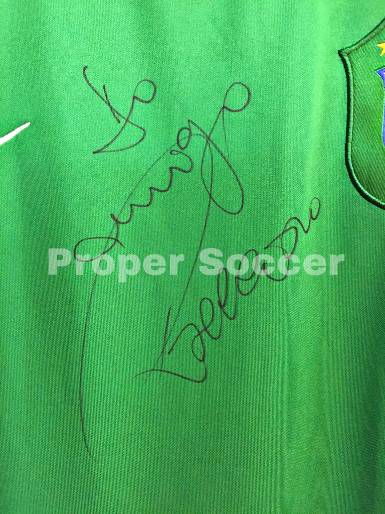 BRAZIL 2002 WORLD CUP TEAM SIGNED JERSEY