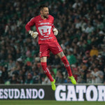 2017 Pumas Nike Match Issue Roja Portero GK Alfredo Saldivar (L)