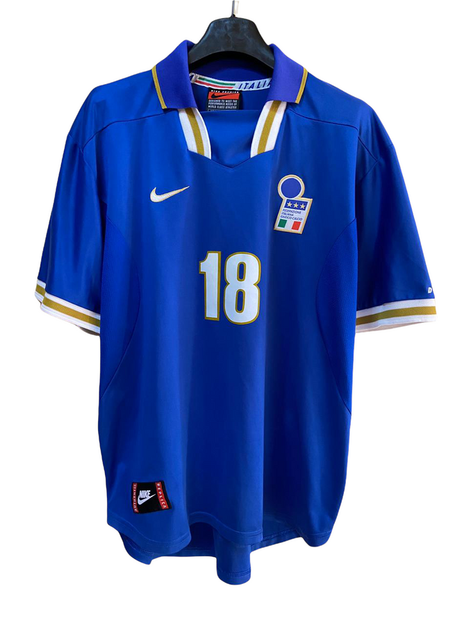 Italia sales nike 1996