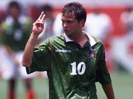 Mexico 2 Rep of Ireland 1 in 1994 in Orlando. Luis Garcia scores his 2nd  goal and its 2-0 Mexico in Group E #WorldCupFinals